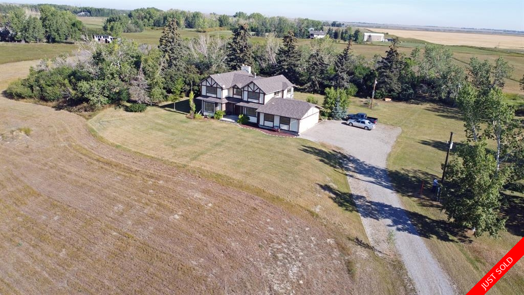 Dewinton Detached for sale: 5 bedroom 2,796.70 sq.ft. (Listed 2022-09-02)