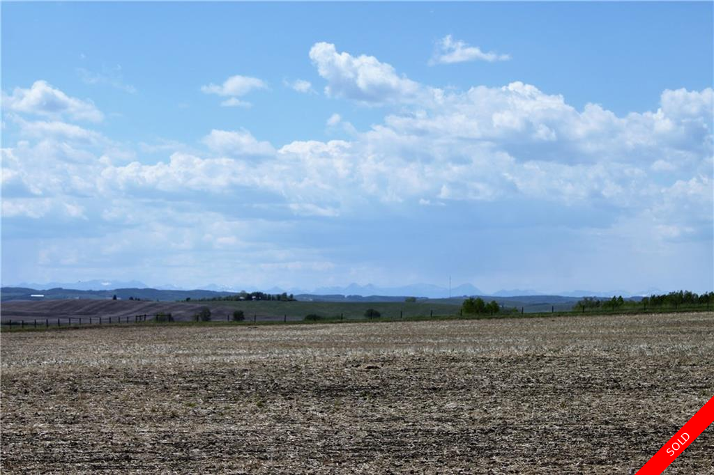 Dewinton ACREAGE for sale:    (Listed 2019-08-30)